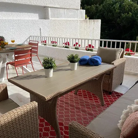 Sunlight 2 Bedrooms Apartment Marbella