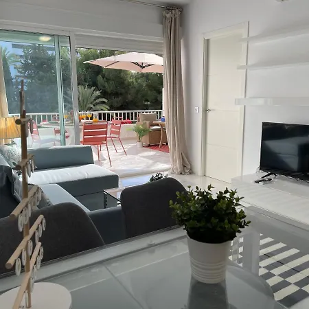 Sunlight 2 Bedrooms Apartment Marbella